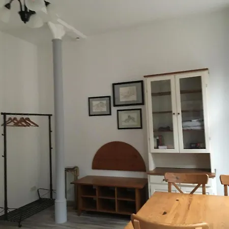 Mittendrin -balkon- Apartamento